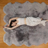 オーストラリア産高品質シープスキンラグ:厚手の長毛、快適さと贅沢さの完璧な融合(Sheepskin)